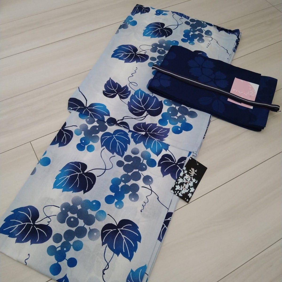 新品☆呉服屋♪綿麻・大人上品な花唐草スレンダー夏着物浴衣3点セット